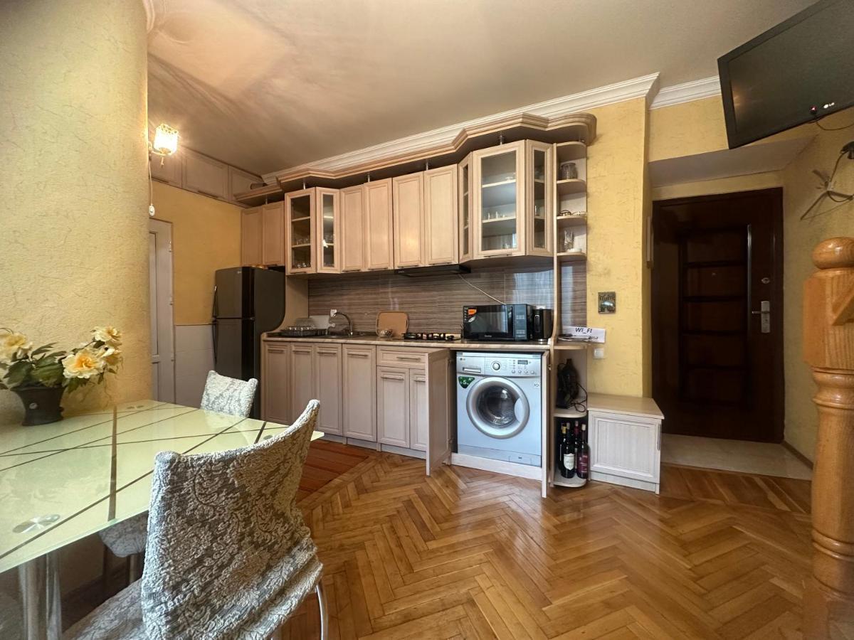 Giorgi Apartment Tiflis Exterior foto