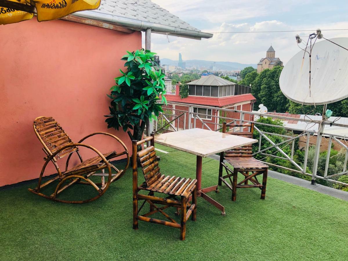 Giorgi Apartment Tiflis Exterior foto